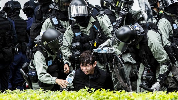 Hong Kong Regulator Quashes Report on Police Use of Force Against Protesters
