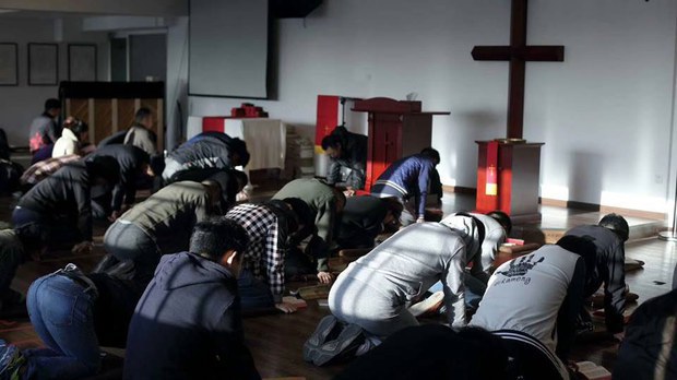 Police in China’s Chengdu Detain Children in Early Rain Church Raid
